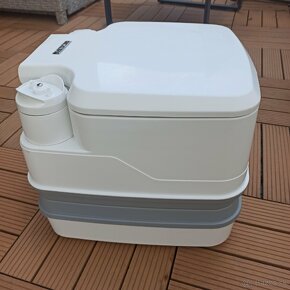 Thetford Porta Potti 335

Chemické WC REZERVOVANE - 8