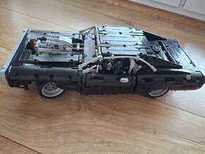 Lego technic fast furious dodge č.42111 - 8