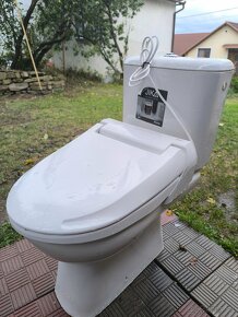 WC s bidetom Geberit Aqua Clean 4000 - 8