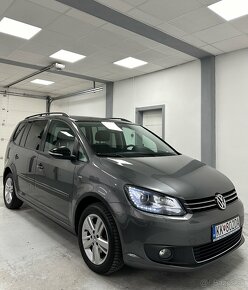 Volkswagen Touran Match 1.6TDI LED/Xenon/2012 - 8