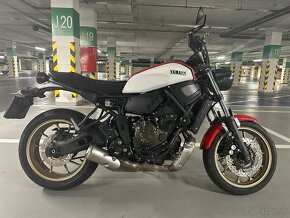 Yamaha XSR700 - 8