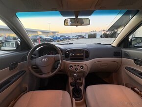 Hyundai Accent 1.5 crdi - 8