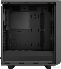 Fractal Design Meshify 2 - 8