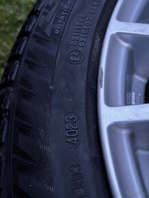 Zimne komplet kolesa 235/45 R18 98V - 8