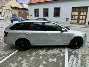 Škoda Octavia Combi 2.0 TDI Elegance/Style DSG - 8