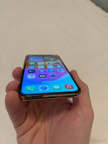 iPhone XS 64GB Gold - 8