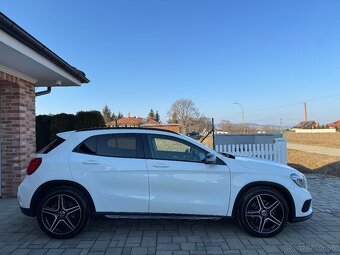 Mercedes-Benz GLA 220d A/T 4-Matic AMG Line - 8