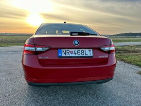 Škoda Superb 2.0 TDI 140kw Style + paket comfort, multimedia - 8