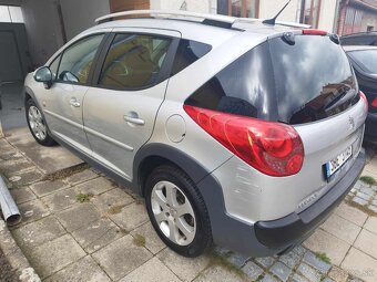 Peugeot 207sw 1.6 HDI - 8