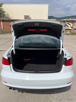 Predám Audi A3 Sedan 2.0 TDI Attraction - 8