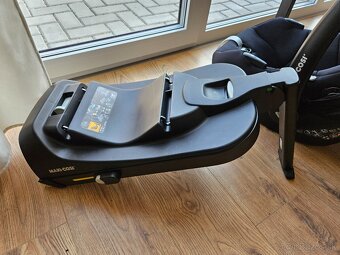 Autosedacka Maxi Cosi Cabriofix i-size s Isofixom - 8