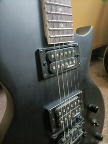 Jackson JS22 Monarkh AH Satin Black

 - 8