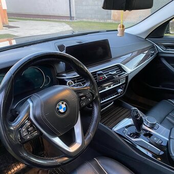 BMW 530d xDrive touring G31 - 8