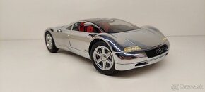 1:18 AUDI AVUS - 8