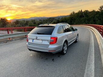 Škoda SuperB Combi 2.0 TDi 125kw DSG 4x4 Facelift - 8