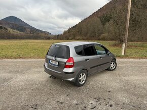 Honda Jazz 1.2i 57kW 2006 - 8