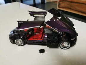 Predám Voiture  Pagani Huayra BC 1:18 - 8