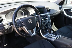 Volvo V60 D5 AWD Momentum Geartronic - 8