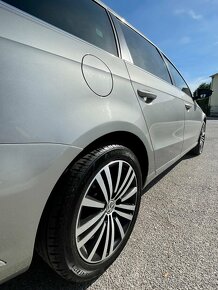 Volkswagen Passat Variant 2.0 TDI Highline - 8