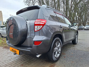 Toyota RAV4 2.2l D-4D 150 Lux - AJ NA SPLÁTKY  - 8