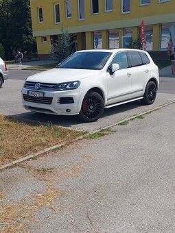 VOLKSWAGEN TOUAREG PREDAM VYMENIM - 8