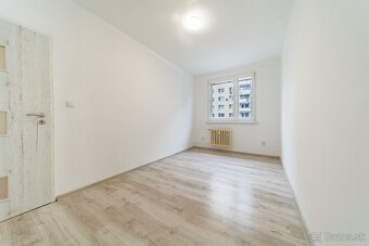 TICHÉ BÝVANIE V SRDCI PETRŽALKY, 4-IZB. BYT, OSUSKÉHO 86m² - 8