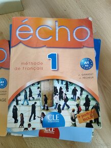 Učebnice Francúzštiny Echo a  Le Mag a i. - 8