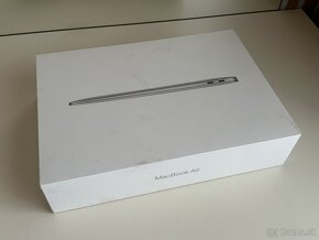 MacBook Air 13" 256 GB 2020 - 8