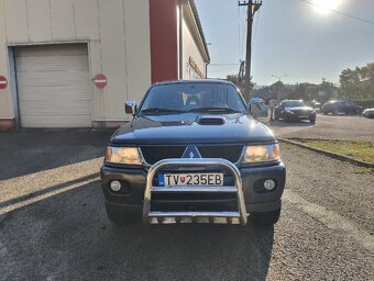 Mitsubishi Pajero Sport - 8