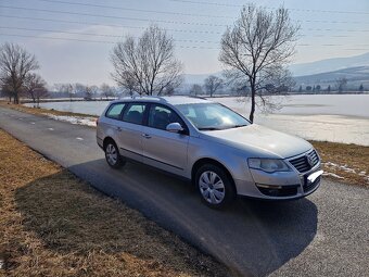 Volkswagen Passat 2.0 TDI - 8