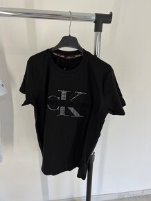 Calvin Klein tričko - 8