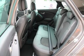 HYUNDAI ix35 Style 2,0 CRDi 100 kW - 8