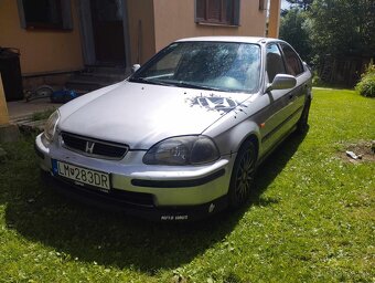 Honda Civic 6g - 8