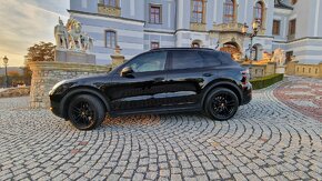 PORSCHE CAYENNE III 3.0 i V-6 - 8