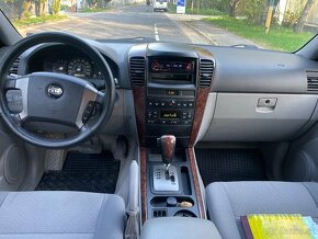 KIA SORENTO 2.5CRDi AUTOMAT 4x4 - 8