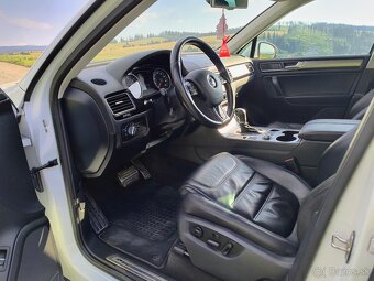 Volkswagen Touareg 3.0 TDI 4MOTION TOP STAV - 8