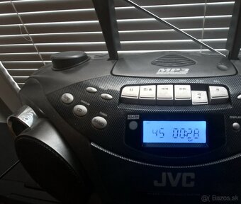 Prenosné rádio JVC - 8