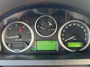 Land Rover Discovery 3, 2.7 - 8