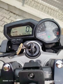 Yamaha Fz1 - 8