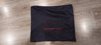 Trussardi jeans kabelka s dustbagom - 8