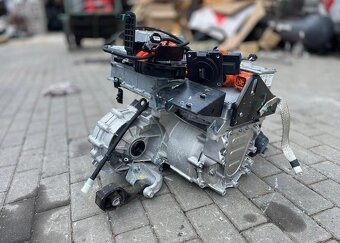 DACIA SPRING ELEKTROMOTOR PREVODOVKA 2022 900KM - 8