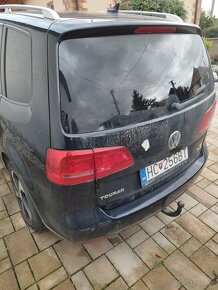 Volkswagen Touran 2012, 1.6 - 8