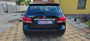 Mercedes Benz B200 - 8