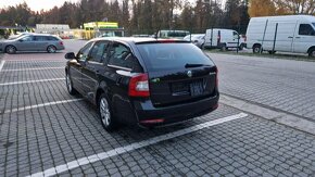 SKODA OCTAVIA KOMBI 2.0TDI CR DSG ELEGANCE - 8