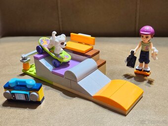 Lego Friends Skatepark v mestečku Heartlake - 8