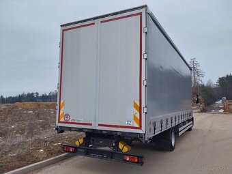 IVECO EUROCARGO 120E28 - 11.990 kg - 2 lůžka - 20 Europalet - 8