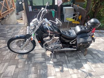 Suzuki intruder 600 - 8