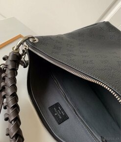 Louis Vuitton Beaubourg Hobo Bags - 8