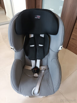 Autosedačka Britax Römer Trifix i-Size - 8