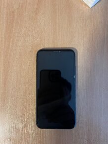 iPhone 11 64gb - 8